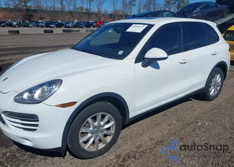 2013 Porsche Cayenne z USA, uszkodzony, nr VIN WP1AA2A22DLA12568